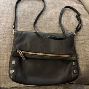Hammit bigger crossbody bag